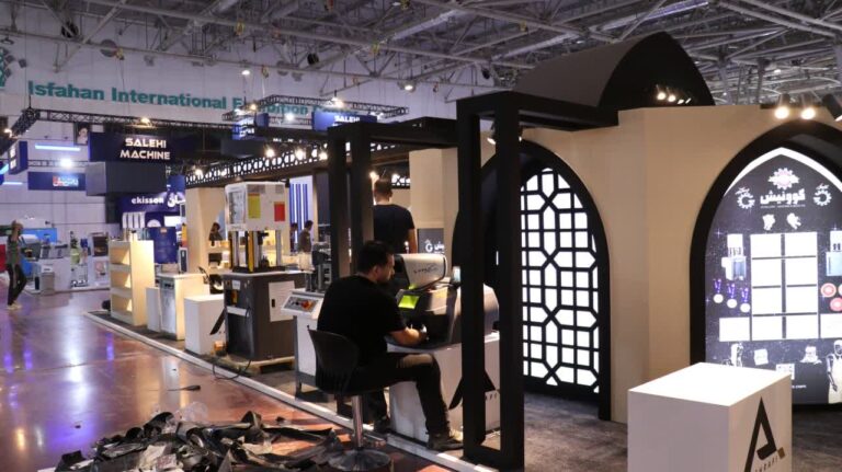 photo18783369392 گزارش تصویری نمایشگاه طلا