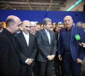 افتتاح کفش 1405